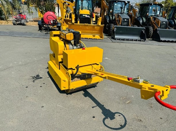 2005 Vibromax Road - Compactor - Walk for sale — view 3