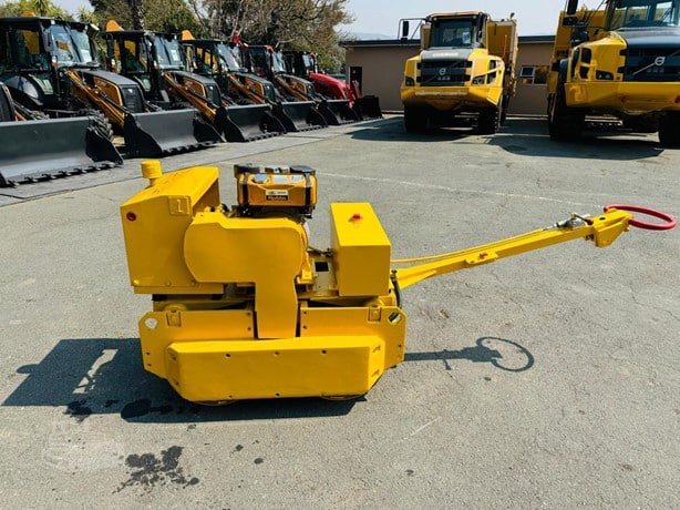 2005 Vibromax Road - Compactor - Walk for sale — view 4