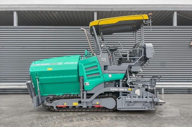 2019 Vögele Super 1300-3I Road - Asphalt Paver for sale — view 2