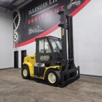 2017 Yale GLP155VX Gas Forklift for sale — view 5