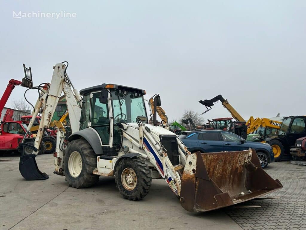 2005 Case 590ST Loader - Backhoe for sale — view 2