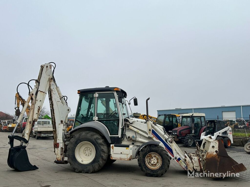 2005 Case 590ST Loader - Backhoe for sale — view 3