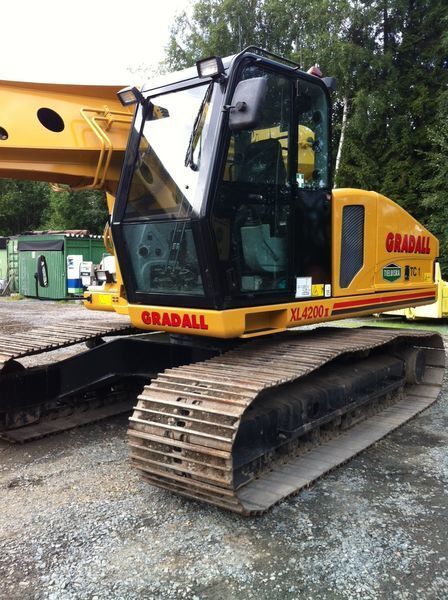 2004 Gradall XL4200-II Excavator - Tracked for sale