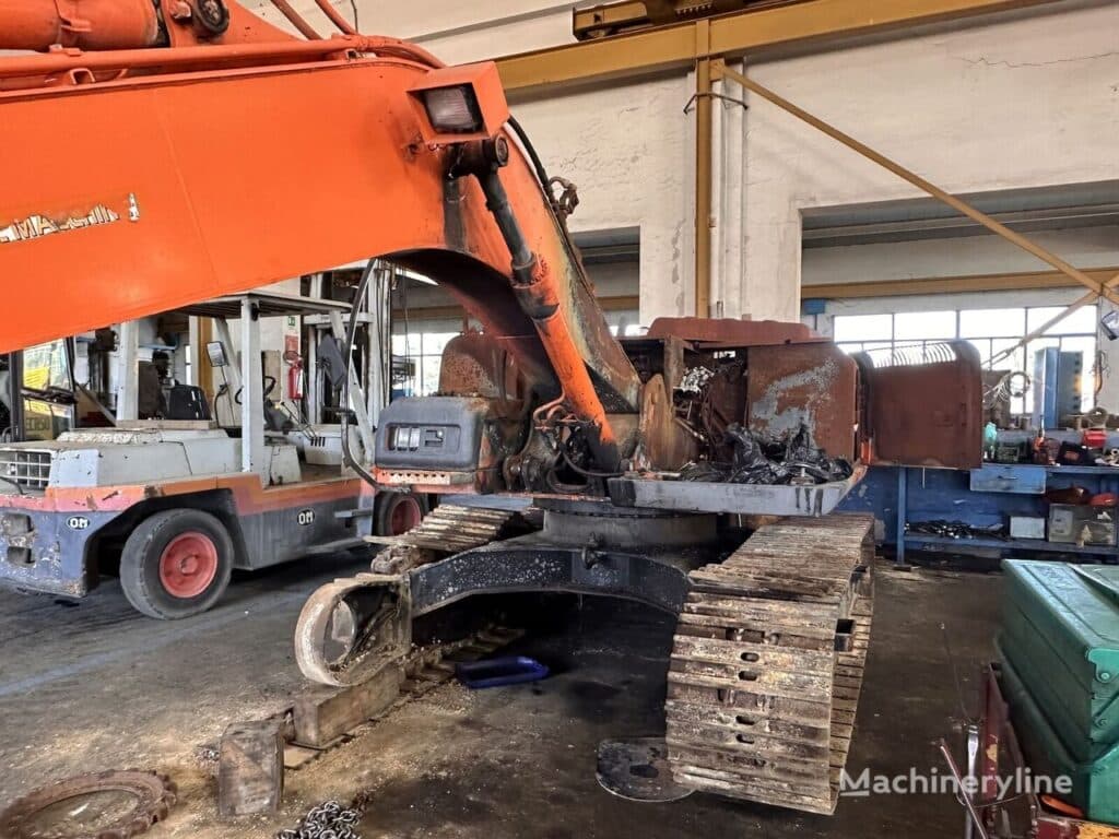 2005 Hitachi ZX130 Excavator - Tracked for sale — view 2