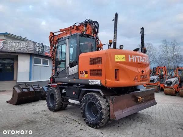 2011 Hitachi Excavator - Wheel for sale — view 3