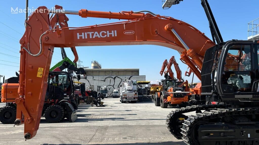2023 Hitachi Excavator - Tracked for sale — view 5