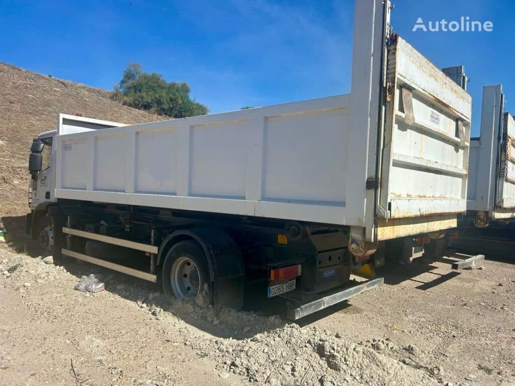 2010 Iveco Eurocargo 120 E 22 Hook Lift Truck for sale — view 4