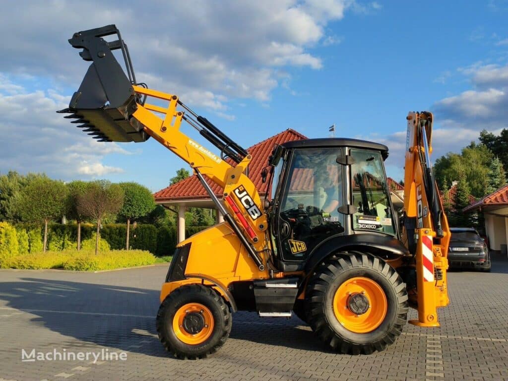 2014 JCB Loader - Backhoe for sale — view 2