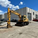 2000 Komatsu Excavator - Wheel for sale — view 2