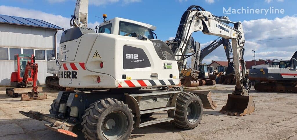 2017 Liebherr A913 Compact Excavator - Wheel for sale — view 3