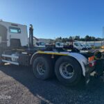 2017 Renault Hook Lift Truck for sale — view 4