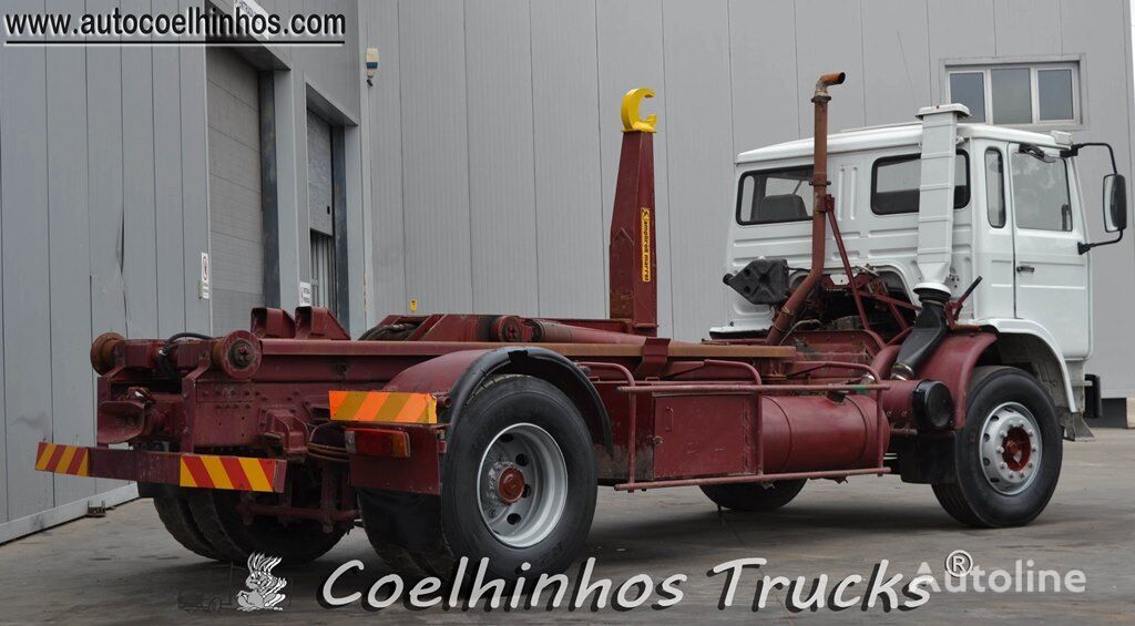 1989 Renault G 210 Hook Lift Truck for sale — view 2