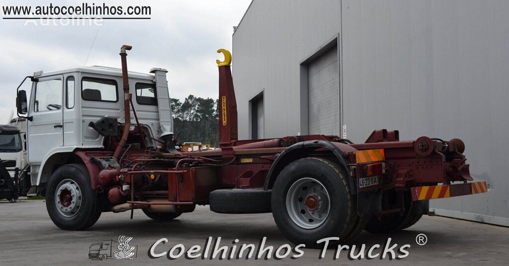 1989 Renault G 210 Hook Lift Truck for sale — view 4