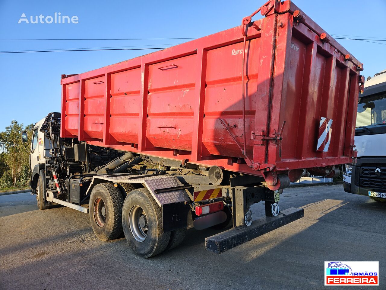 Renault Kerax 370 Hook Lift Truck for sale — view 3