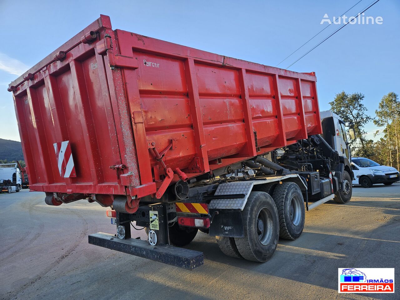 Renault Kerax 370 Hook Lift Truck for sale — view 4