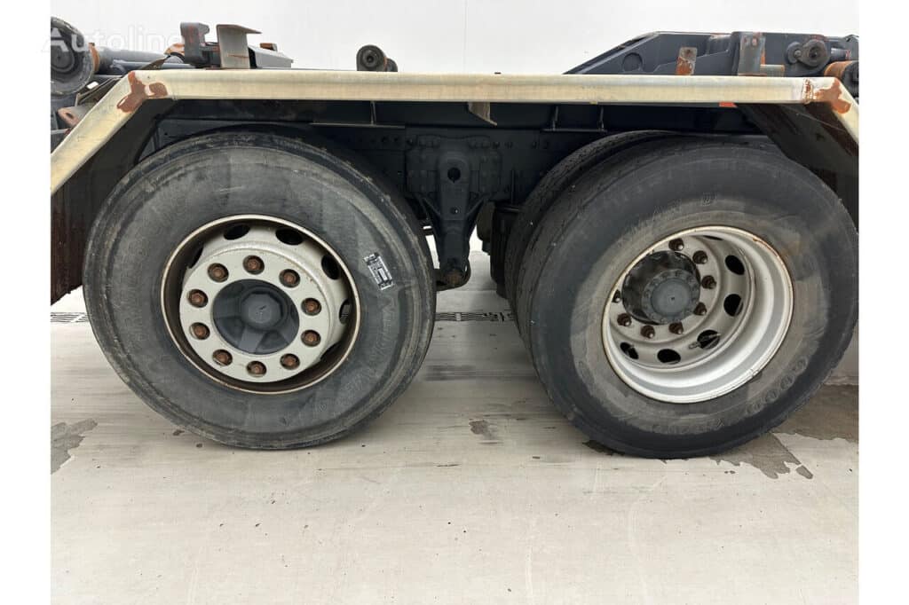 Renault 430 HAG Hook Lift Truck for sale — view 4