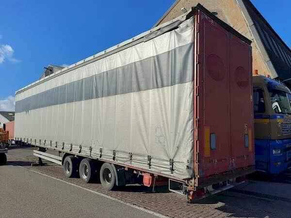 2005 Tirsan Goch MZ Semi Trailer - Curtainside for sale — view 2