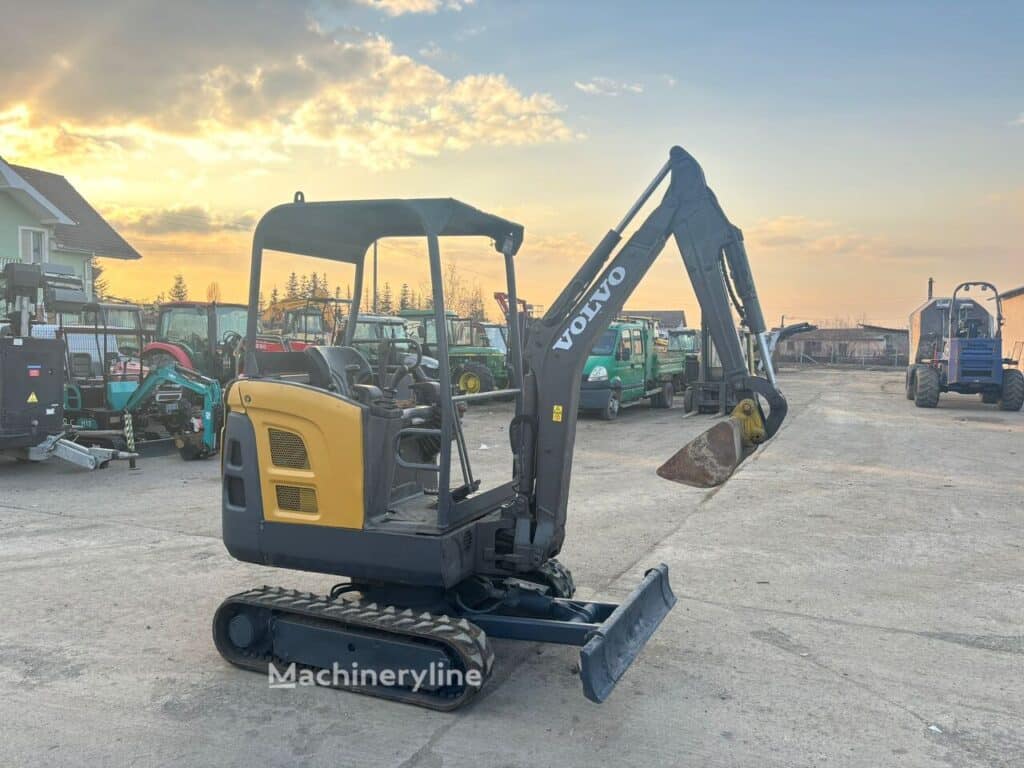 2016 Volvo Excavator - Mini for sale — view 2