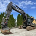 2016 Volvo Excavator - Tracked for sale — view 3