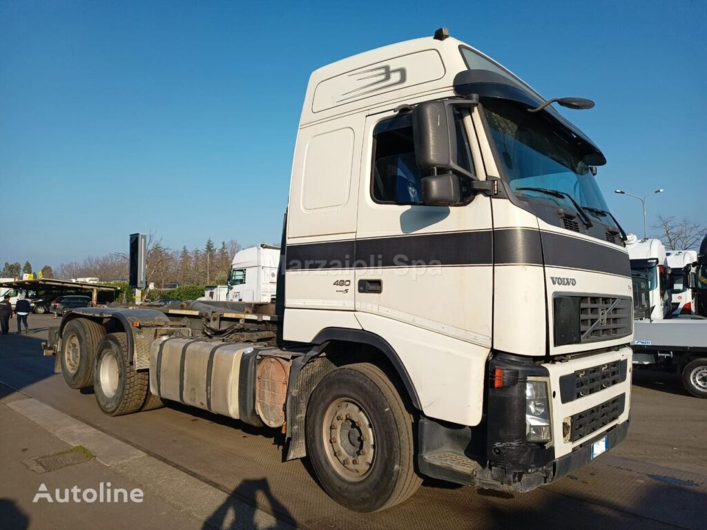 2008 Volvo FH 480 Hook Lift Truck for sale — view 2