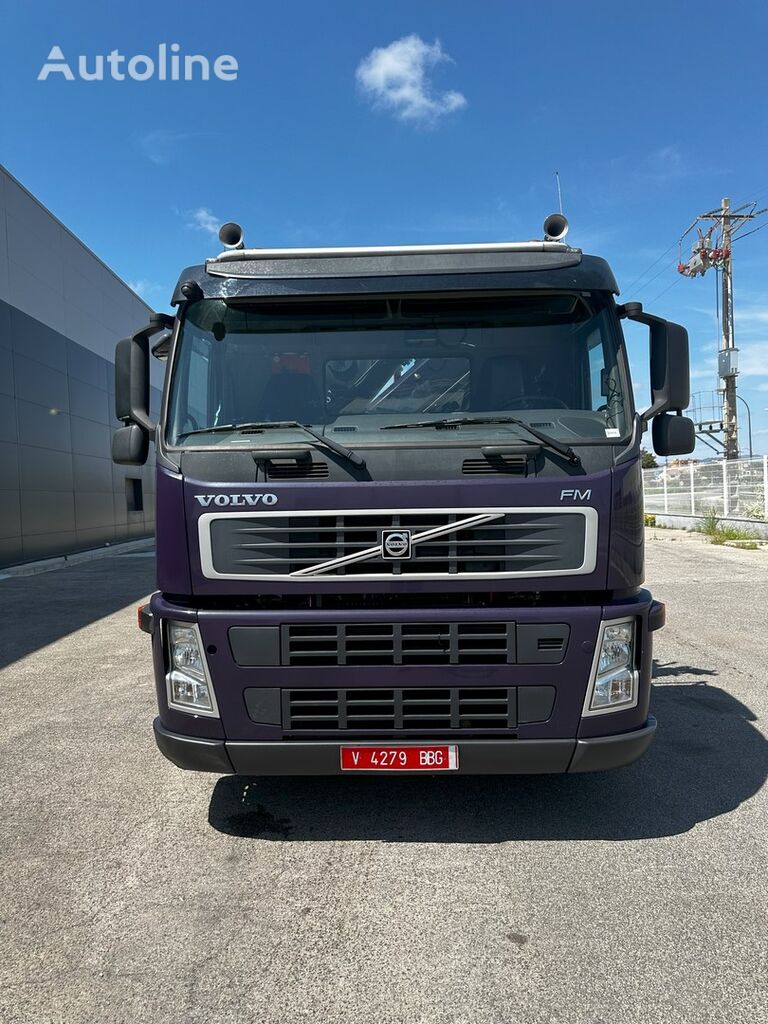 2010 Volvo FM 330 Grua Hook Lift Truck for sale — view 2