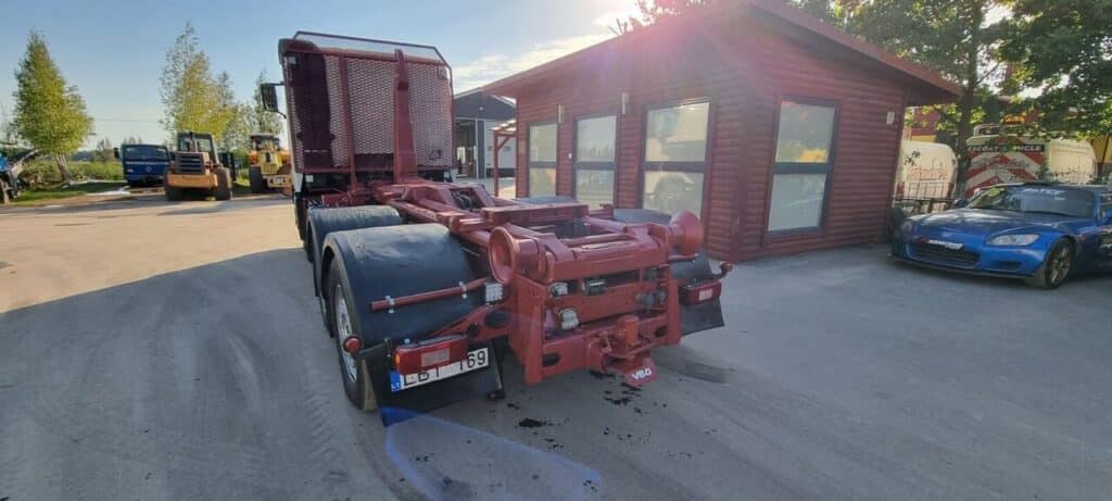 2004 Volvo Hook Lift Truck for sale — view 5