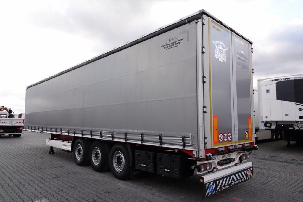 Wielton Semi Trailer - Curtainside for sale — view 3