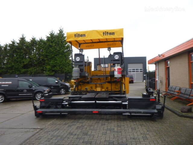 1999 ABG Titan 473-1 Road - Asphalt Paver for sale — view 4