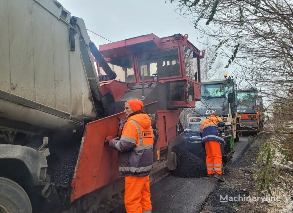 ABG Titan 7820 B Road - Asphalt Paver for sale — view 4