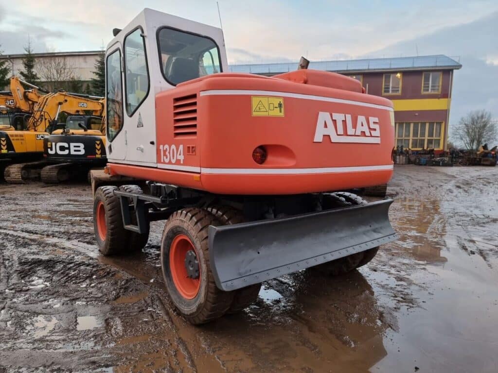 2000 Atlas Excavator - Wheel for sale