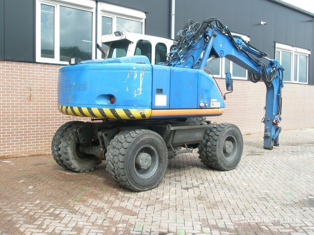 2002 Atlas Excavator - Wheel for sale — view 4