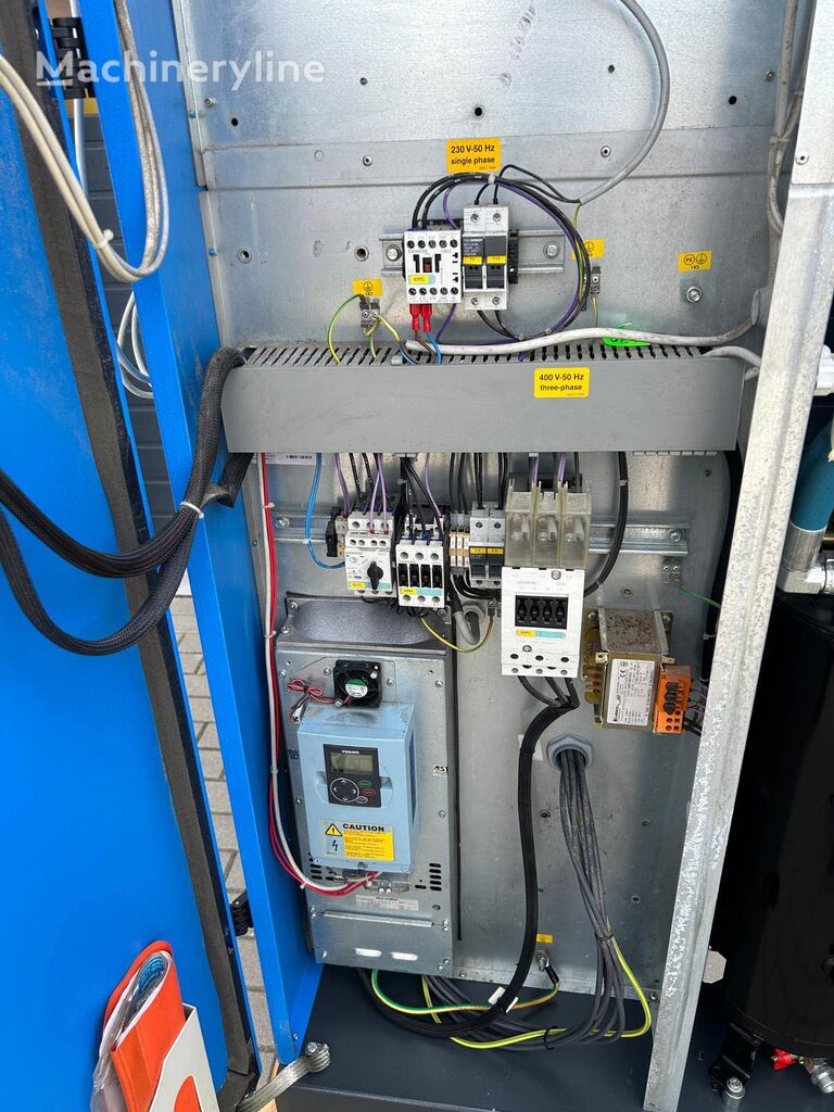2011 Atlas Copco Compressor - Stationary for sale — view 3