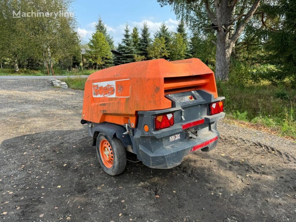 2017 Atlas Copco XAS 68 Compressor - Mobile for sale — view 3