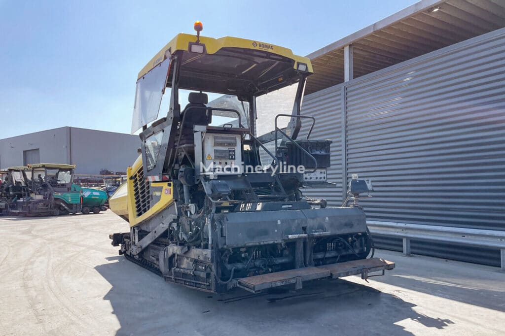 Bomag Road - Asphalt Paver for sale — view 3