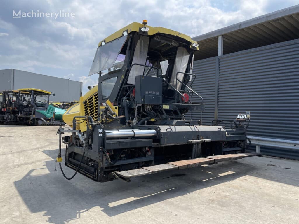 Bomag Road - Asphalt Paver for sale — view 3