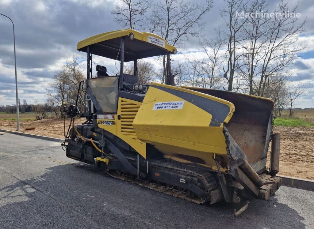 2012 Bomag BF300C Road - Asphalt Paver for sale — view 2