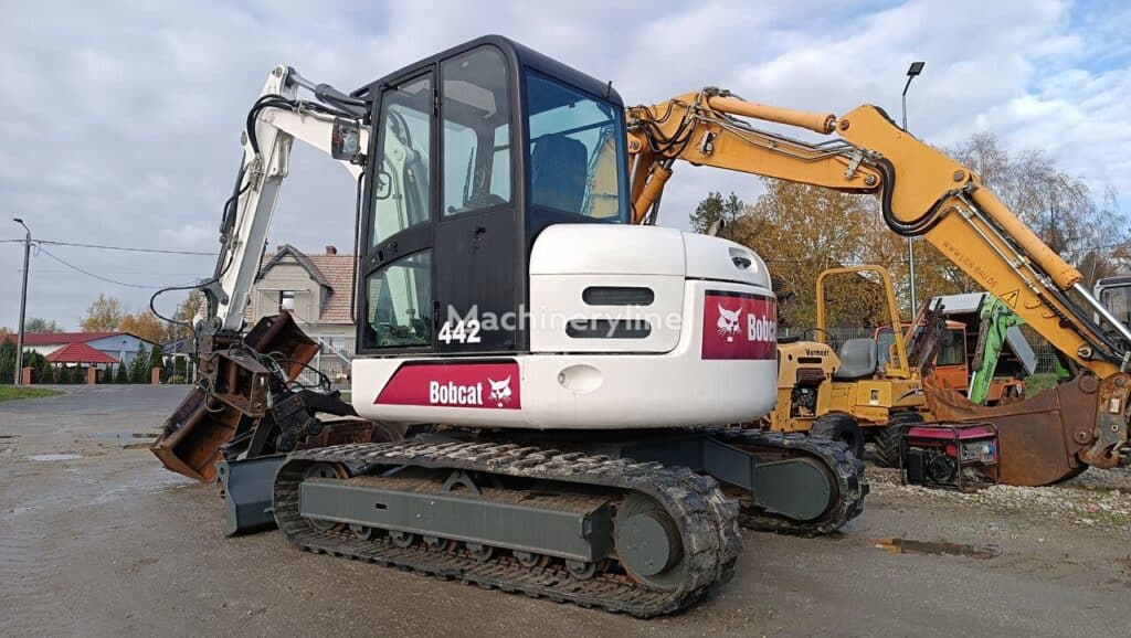 2004 Bobcat 444 F2 Excavator - Mini for sale — view 3