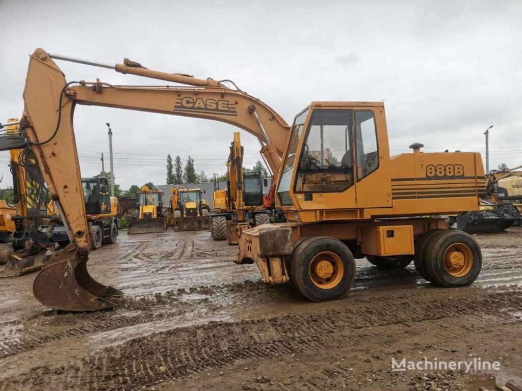 2002 Case Excavator - Wheel for sale — view 3