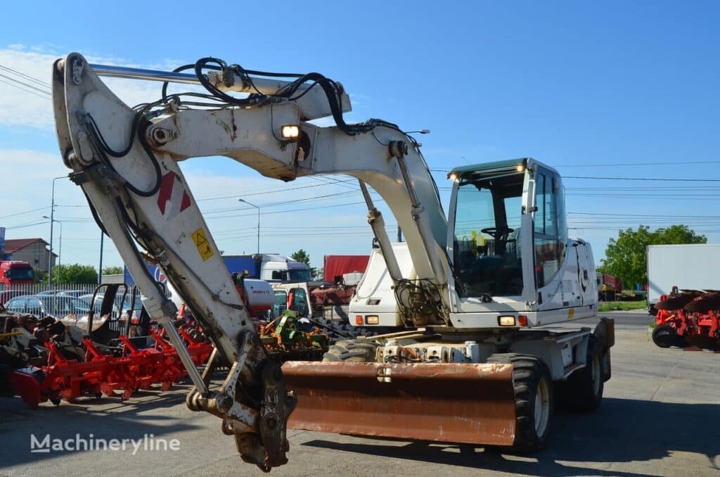 2008 Case Excavator - Wheel for sale — view 2