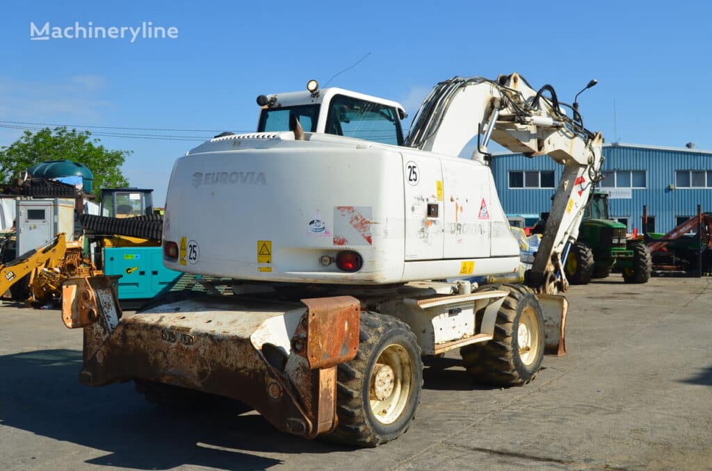 2008 Case Excavator - Wheel for sale — view 4