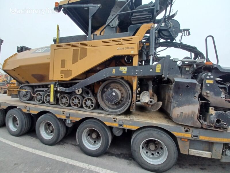 Caterpillar Apax R56 Road - Asphalt Paver for sale — view 2