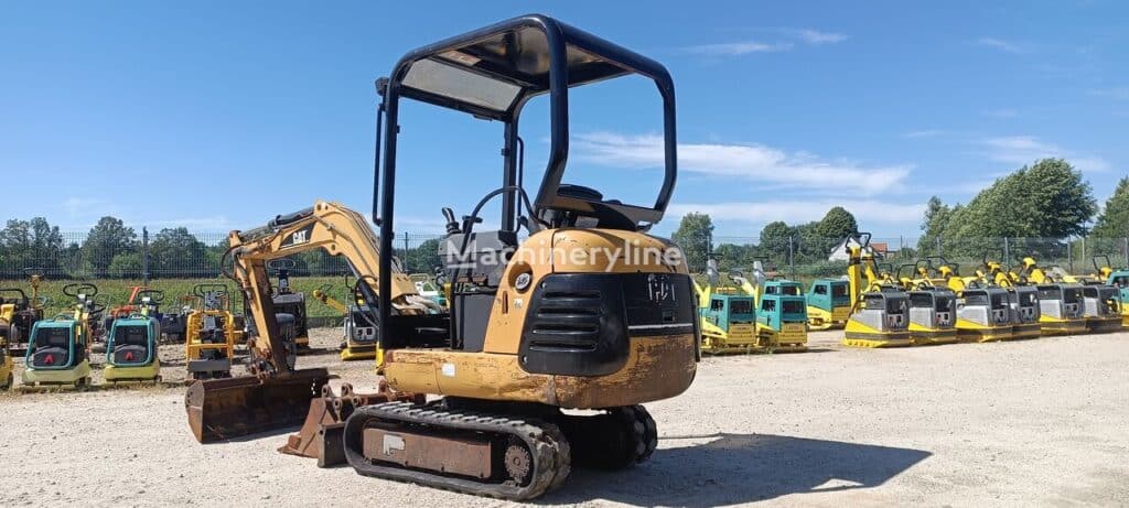 1999 Caterpillar Excavator - Mini for sale — view 4