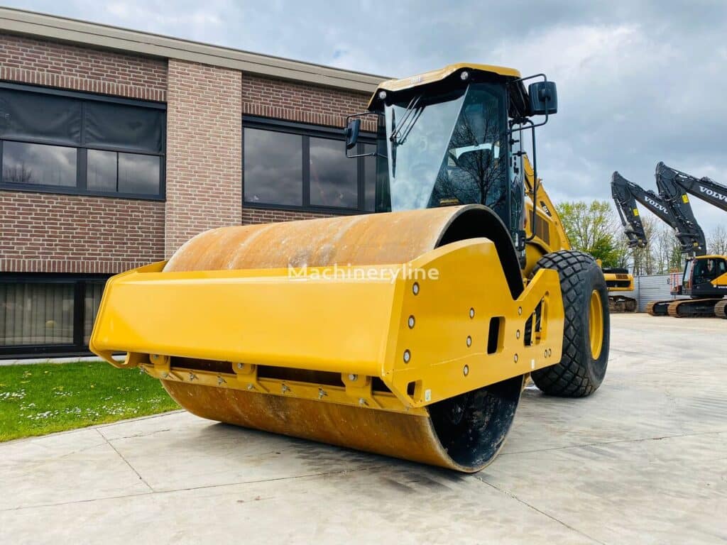 2022 Caterpillar Road - Compactor - Drum for sale — view 3