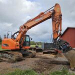 2013 Doosan Excavator - Tracked for sale — view 2
