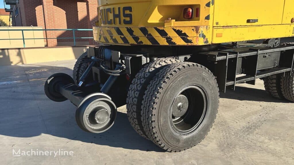 1997 Fuchs MHB 230 ZW Excavator - Wheel for sale — view 5