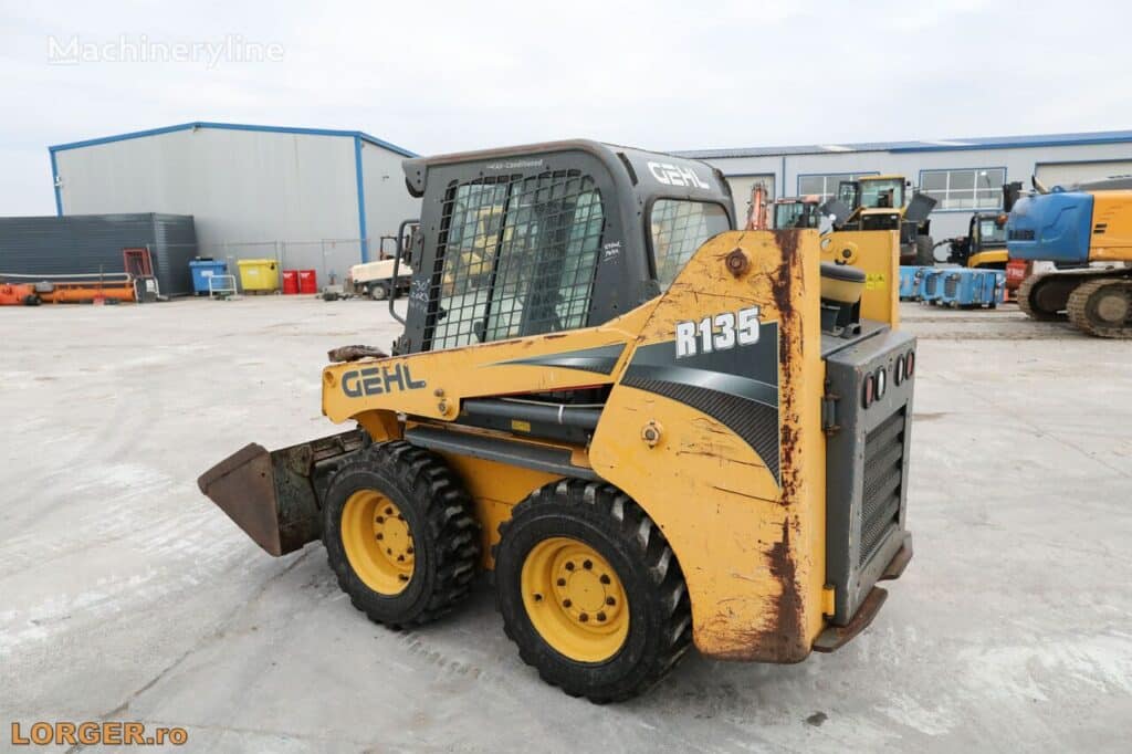 2020 Gehl R 135 Loader - Wheel Skid Steer for sale — view 2