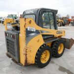 2020 Gehl R 135 Loader - Wheel Skid Steer for sale — view 3