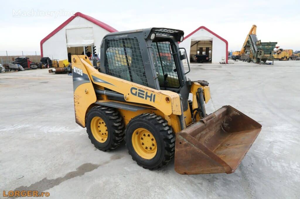2020 Gehl R 135 Loader - Wheel Skid Steer for sale — view 4