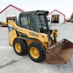 2020 Gehl R 135 Loader - Wheel Skid Steer for sale — view 4