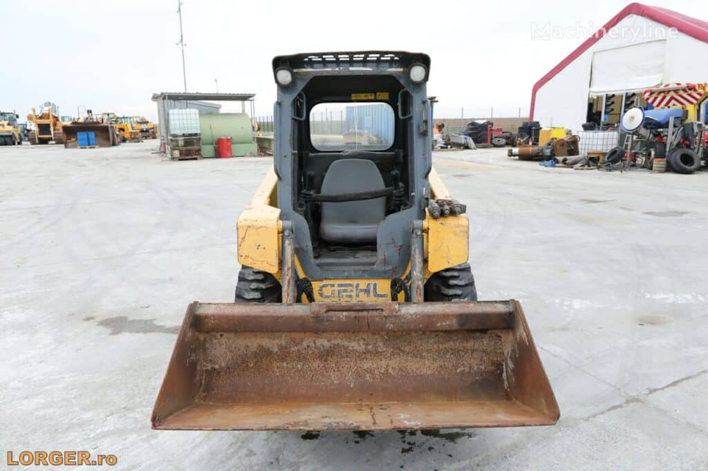 2020 Gehl R 135 Loader - Wheel Skid Steer for sale — view 5